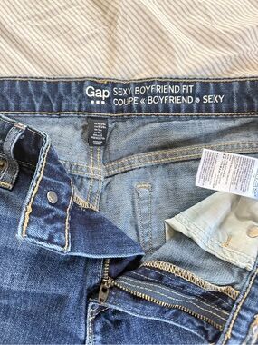 GAP Relaxed Boyfriend Fit Jeans in Blue Denim